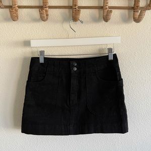 Forever 21 black skirt
